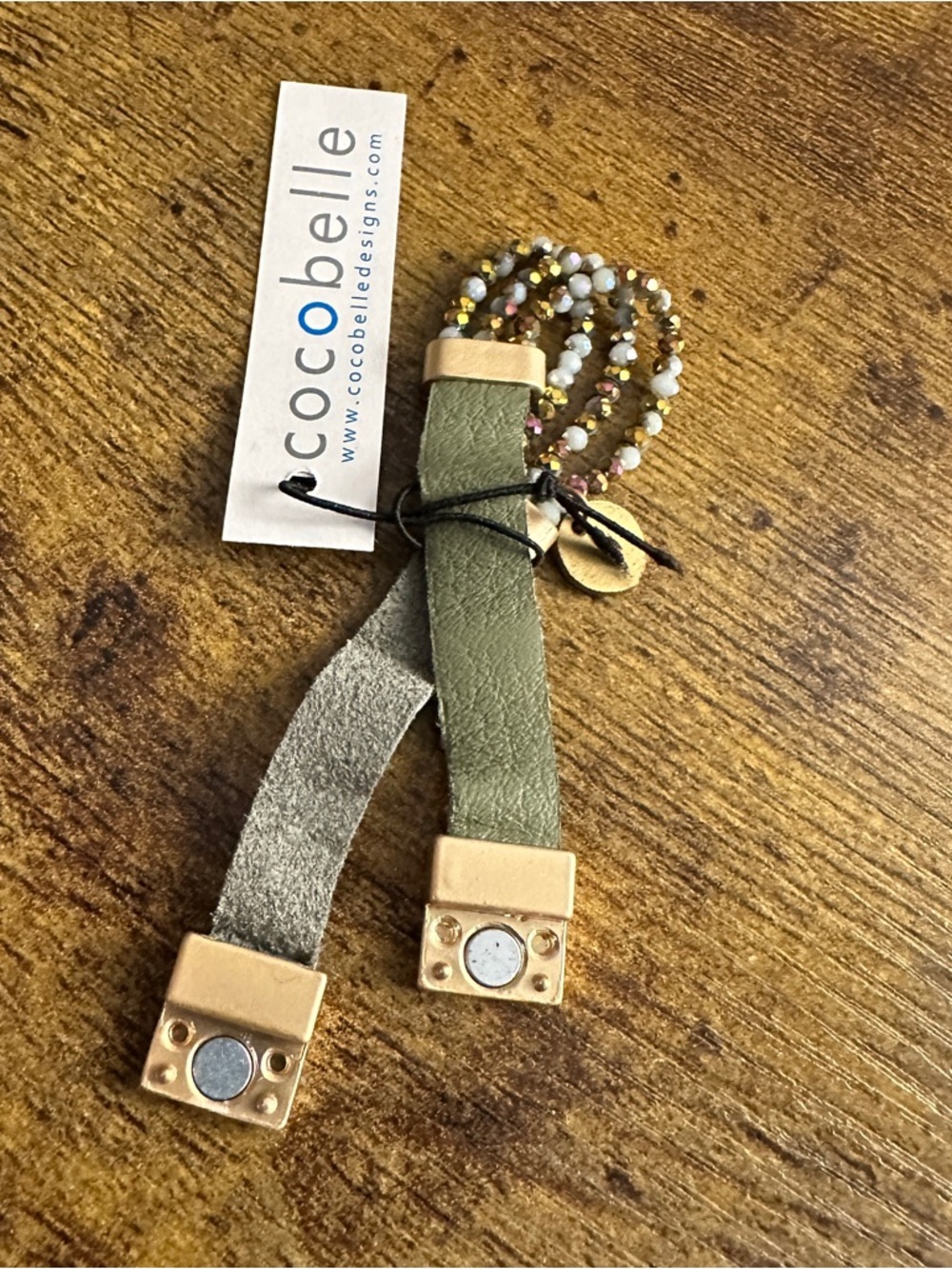 Anthropologie Cocobelle Bracelet Green Gold Leather Beaded Magnetic Boho New - Picture 5 of 8